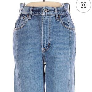 Abercrombie & Fitch The '90s Straight Ultra High Rise Jeans